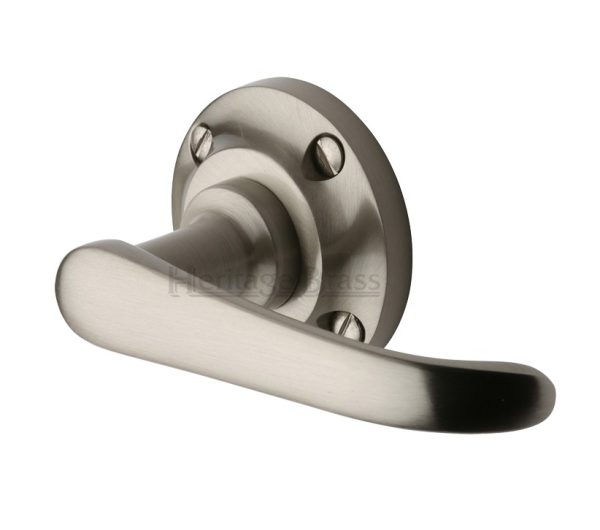 Heritage Brass Windsor Door Handles On Round Rose, Satin Nickel (Sold In Pairs)