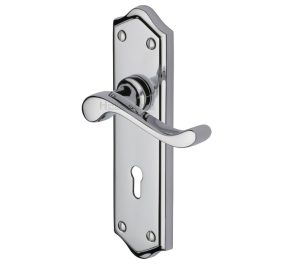 Heritage Brass Buckingham Polished Chrome Door Handles (Sold In Pairs)