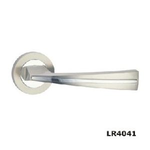 LR4041CP/SN Lever on Rose